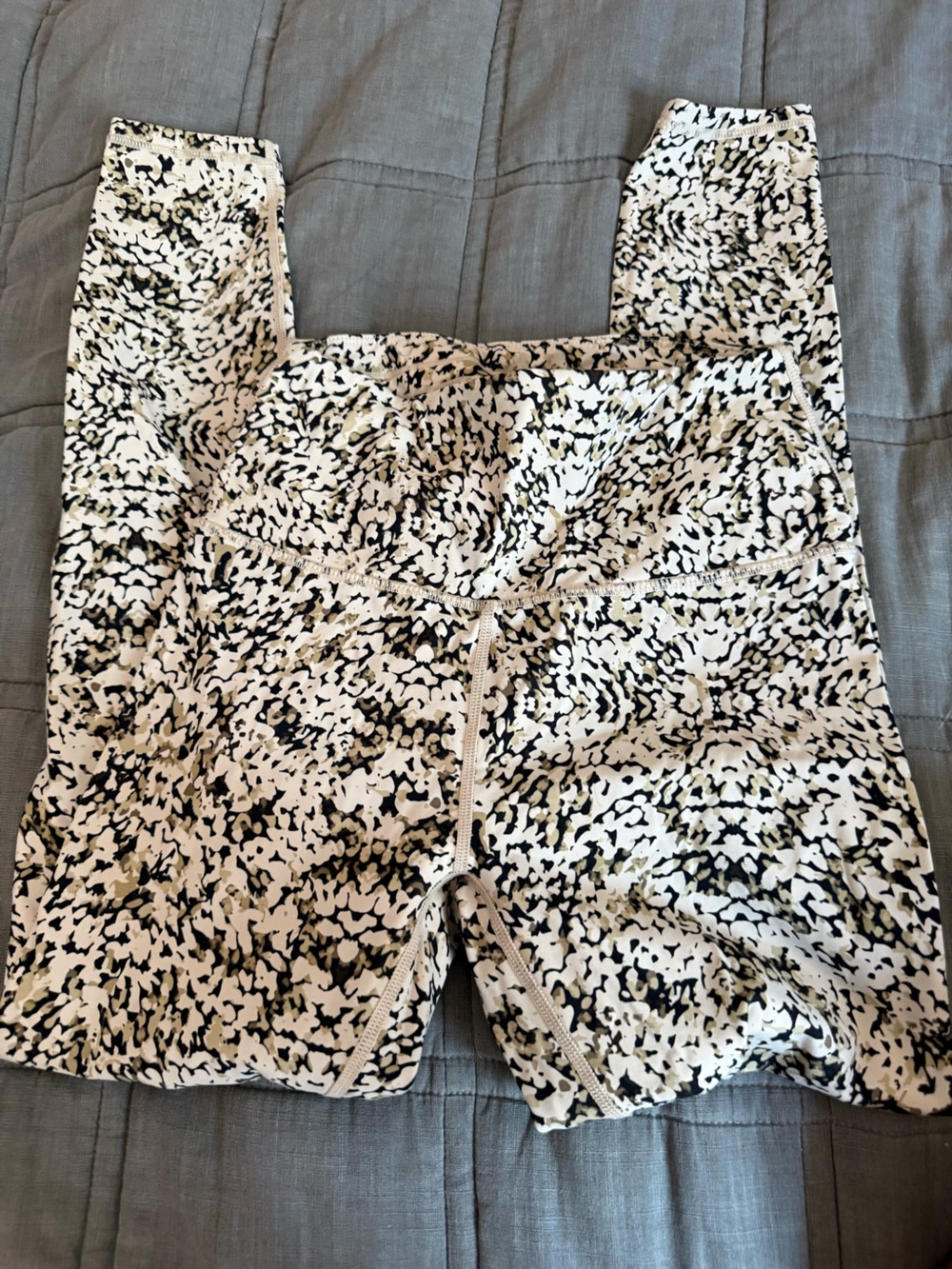 Varley Black & White Printed Leggings
